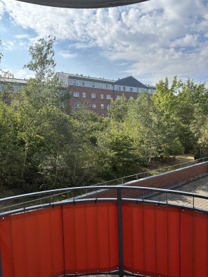 2-Raum-Wohnung mit Balkon zum Innenhof und Abstellkammer im Hermelincarré Leipzig