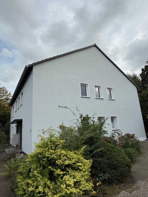 Attraktive 3,5-Zimmer-Wohnung mit gehobener Innenausstattung mit Balkon in Essen-Frintrop