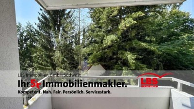 Zentral und Charmant - Komfortable Wohnung mit viel Platz und Blick ins Grüne