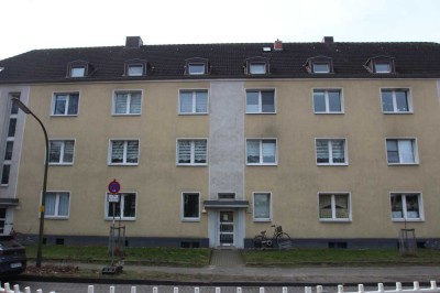 Gemütliche 2,5 Zimmerwohnung mit Balkon