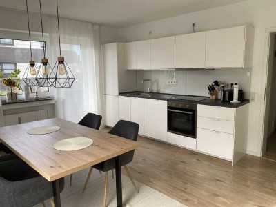 Moderne Wohnung in ruhiger Lage mit Einbauküche Garage