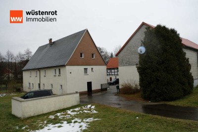 Wunderschöner 4-Seitenhof mit großem Grundstück (ca. 5.000 m²)