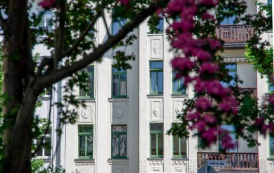 Schöne Dachgeschosswohnung in ruhiger Lage am Fluss