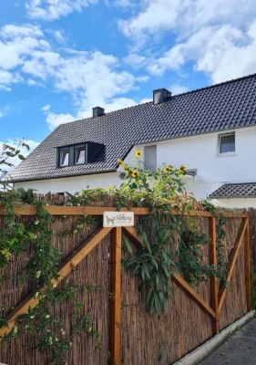 Exklusives Haus mit Einbauküche in Troisdorfbergheim