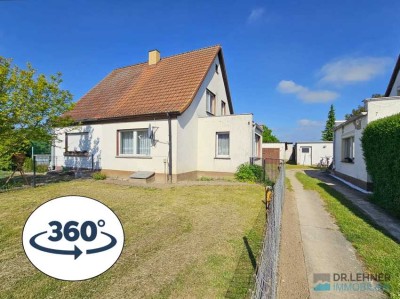 --- PREISSENKUNG --- 
Charmante Doppelhaushälfte mit Potential