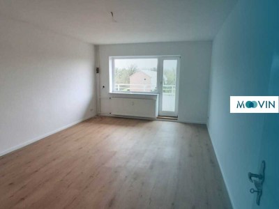 Frischer Wind: Renovierte und moderne 3-Zimmer-Wohnung mit Balkon in Reinbek