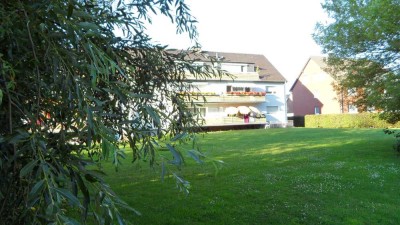 Sanierte 3-Zimmer Dachgeschosswohnung in Niederkassel-Mondorf, ruhige Grünlage, wärmeisoliert