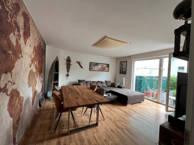 möblierte 2-Zimmer-Wohnung mit großer Terrasse (inkl. Strom und Internet) (unmöbliert auf Anfrage)