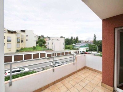 Ideale Gelegenheit! Tolle 3 Zimmer-Wohnung mit sonnigem Balkon!