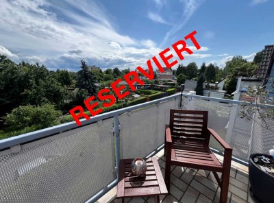 RESERVIERT * freiwerdend * charmante 4- Zimmerwohnung in Engelsdorf mit Südbalkon und Garage