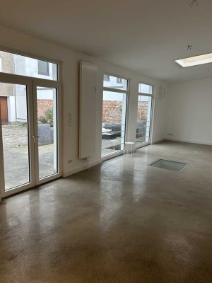 Imposante-Loft-Wohnung mit großer Terrasse zwischen Aegidientorplatz und Maschsee