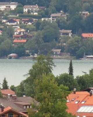 Schönes 1 App. in ruhiger Lage mit See und Berg Blick 37qm Terrasse langfristig ab sofort