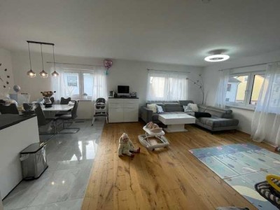 Schicke 2-Zimmer Wohnung im 1. OG in Rosenheim-Happing