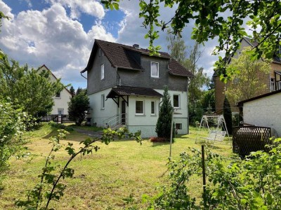 EINFAMILIENHAUS mit ca. 100m² Wohnfläche und Gartengrundstück in ruhiger Lage