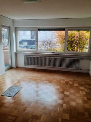 Helle 4-Zimmer-Wohnung mit Balkon in Passau-Haidenhof Süd