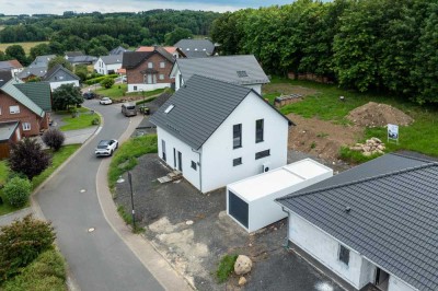 Traumhaftes, schlüsselfertiges und freistehendes Einfamilienhaus in idyllischer Wohnlage von Liebens