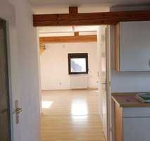 Geschmackvolle, gepflegte 1-Raum-DG-Wohnung in Klein-Gerau (Büttelborn)