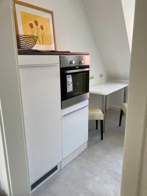 Tolle 3 Raum Dachgeschoßwohnung mit Einbauküche in Dessau Nord