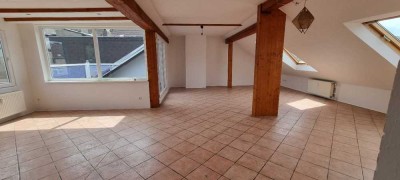 DU-Hochfeld Sanierte 3,5 Zimmer Wohnung Terrasse