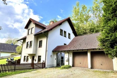 Idyllisches Einfamilienhaus in absolut ruhiger Waldrandlage in Hachen – Naturnähe und Potenzial