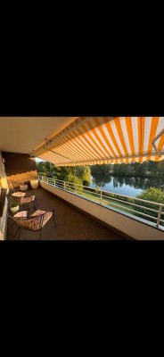 2 Zimmer Wohnung mit Balkon und Blick auf die Ruhr