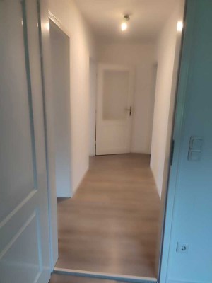 Helle 4-Zimmer Wohnung mit Balkon in Freising