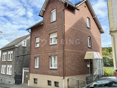 EIN - ZWEIFAMILIENHAUS MIT VIELEN MÖGLICHKEITEN I  SIEGEN MITTE