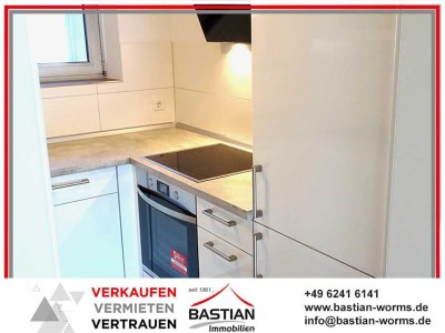 Lust auf fast Neues: 3-Zimmerwohnung - renoviert - Bad u. EBK neuwertig - Balkon - Stadtzentrum!