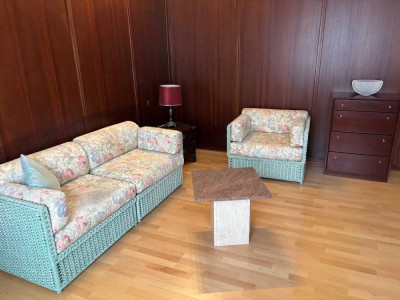 Stilvolle, vollständig renovierte 2-Raum-EG-Wohnung in Ratingen