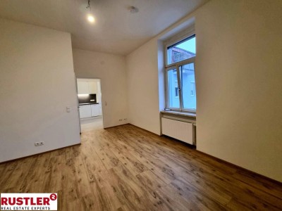 Erstbezug nach Sanierung I Zentrale Stadtwohnung mit separater Küche