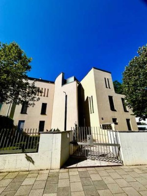 Exklusives 2,5-Zimmer Wohnung mit Terrasse und Gartenblick