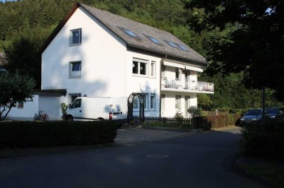 ZWANGSVERSTEIGERUNG: 3-FH in Olpe-Stachelau
