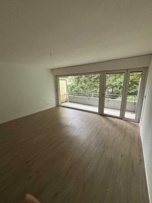 1,5-Zimmer Erdgeschosswohnung mit Balkon in Dortmund-Benninghofen
