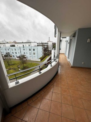 Exklusive 3-Zimmer-Wohnung mit großem Balkon in Top-Innenstadtlage