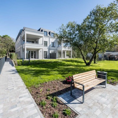 Stilvolles Wohnen mit Weitblick – 4-Zimmer-Erdgeschosswohnung mit Gartenidylle und hohen Decken