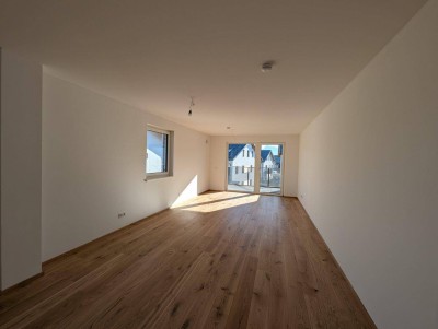 Bezugsfertig - gemütliche 3 Zimmer Erstbezugs-Wohnung mit großzügigem Balkon im Ortszentrum Hallwang!