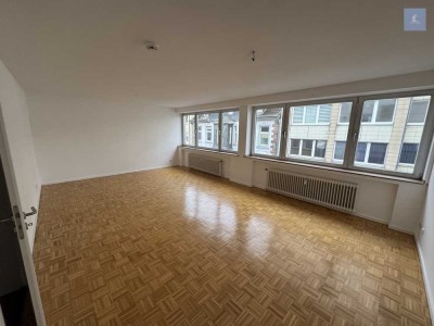 Freundliche 2-3Raum-Wohnung mit Balkon und EBK in Velbert-City