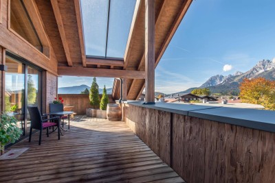 Hochwertige Penthousewohnung mit Panoramaterrasse ( 02669 )