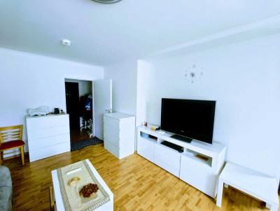Möblierte 2-Zimmer-Wohnung in Fechenheim | 14.10. - 14.11.2025 | Balkon, Waschmaschine