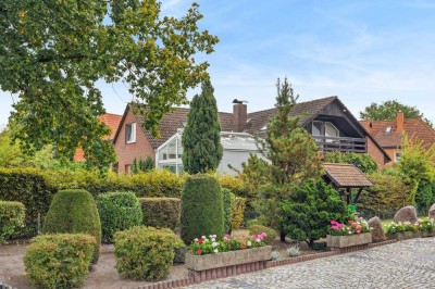 Idyllisches Wohnen vor den Toren Hannovers-  Zweifamilienhaus mit hauseigener Sauna