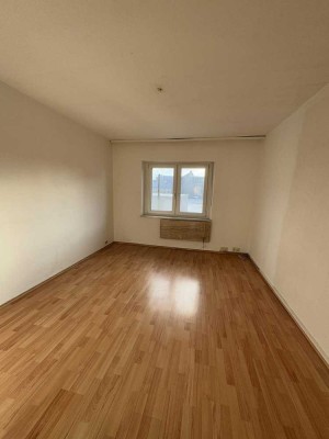 Zentrale 2,5 Zimmer- Wohnung Nähe U-Bahn Maximilianstraße