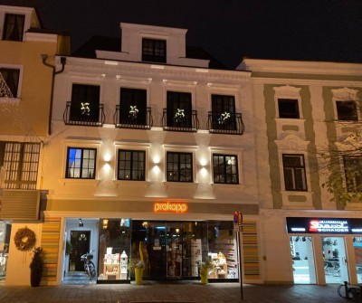 STADTHAUS MIT KNAPP 730M² ALS REPRÄSENTATIVER WOHNSITZ AUF HÖCHSTEM NIVEAU MIT ZWEI VERMIETETEN GEWERBEFLÄCHEN