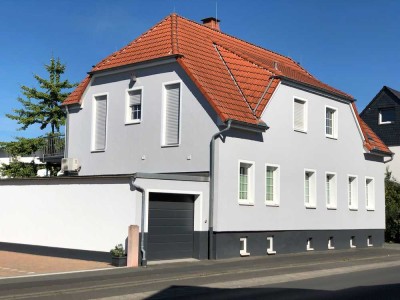 Von Privat ! Attraktives 6-Zimmer-Ein- bis 2 Familienhaus  mit gehobener Innenausstattung in Karben