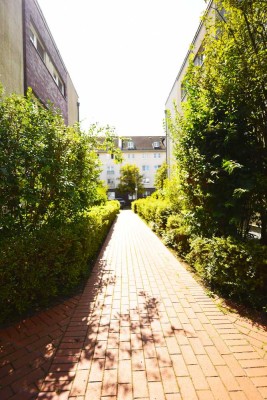 ATTRAKTIVE 2 - ZIMMER - TERRASSENWOHNUNG IN RUHIGER BERLIN-PANKOW-LAGE-KAPITALANLAGE!
