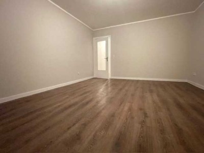 Schöne, sanierte 1-Zimmer-Wohnung in zentraler Lage - courtagefrei