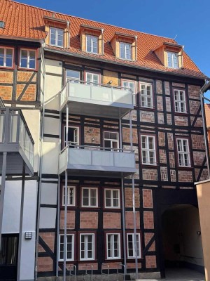*Erstbezug* barrierearme 3 Raumwohnung im sanierten Fachwerk inmitten der historischen Altstadt