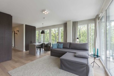 Eckapartment 1,5 Zimmer inkl. TG Platz, Schwabing, hell mit Blick in Olympiapark, voll ausgestattet