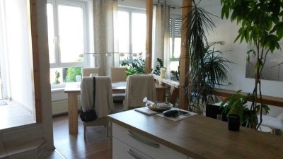 +++Provisions- und Bezugsfrei! In Bester Lage 2,5 Zi-Terrassenwohnung mit großer Einbauküche+++