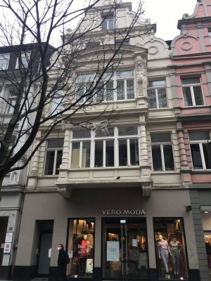 Mitten im Herzen von Bonn - 5 Zimmer Wohnung ca. 158 m³ KDB + Gäste-WC