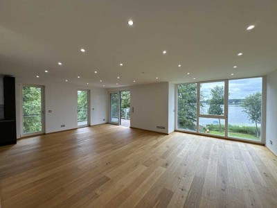 Exklusive 4-Raum Wohnung am Peetzsee zu vermieten. Barrierefrei, Wasserzugang, Aufzug, Garage